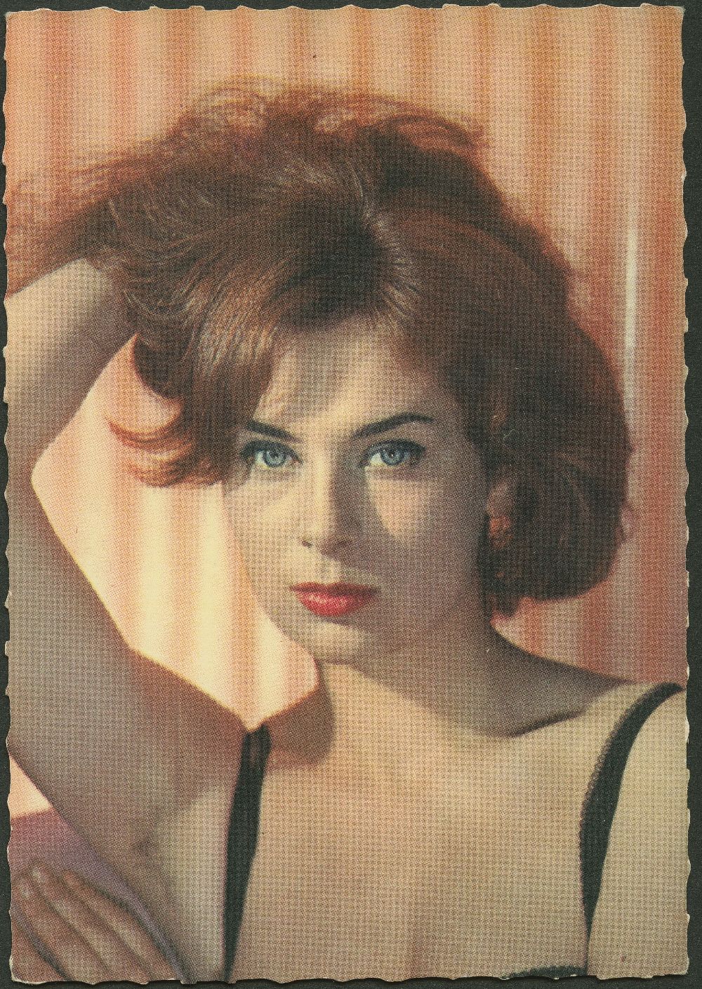 (image for) Juliette Mayniel #0003